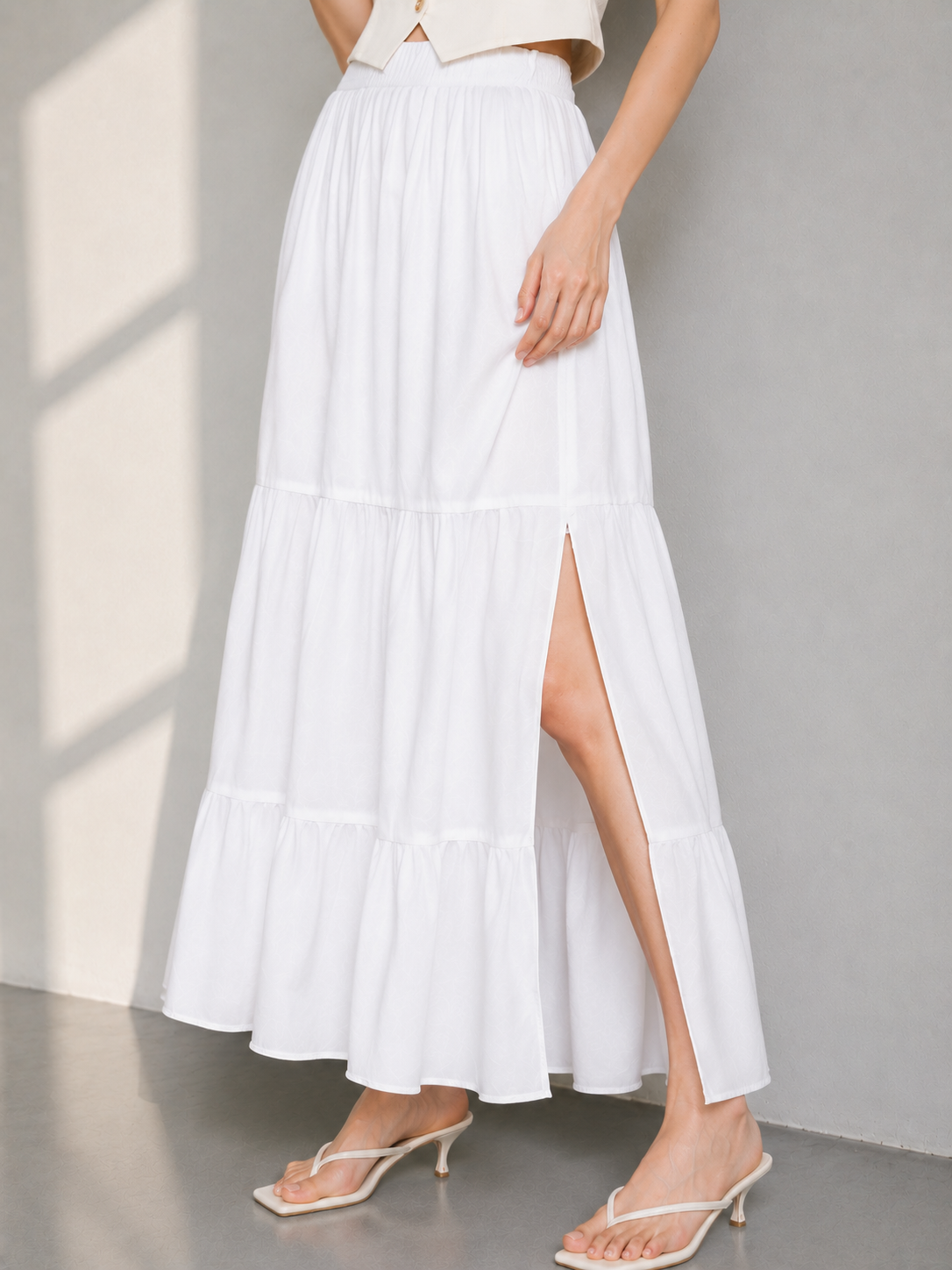 Mid-Calf Solid Color Elastic Waist Ruffle Hem Layered Skirt-white