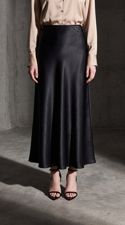 High-Waist Full-Length Satin Skirt in Black  – Elegant Fish Tail Flow Design